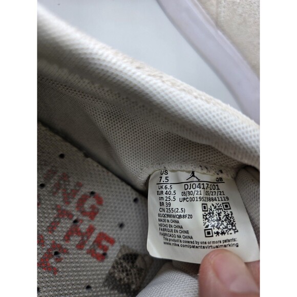 Air Jordan Series .02 Dear Deloris Shoes Mens 7.5 White Suede Athletic Sneakers
